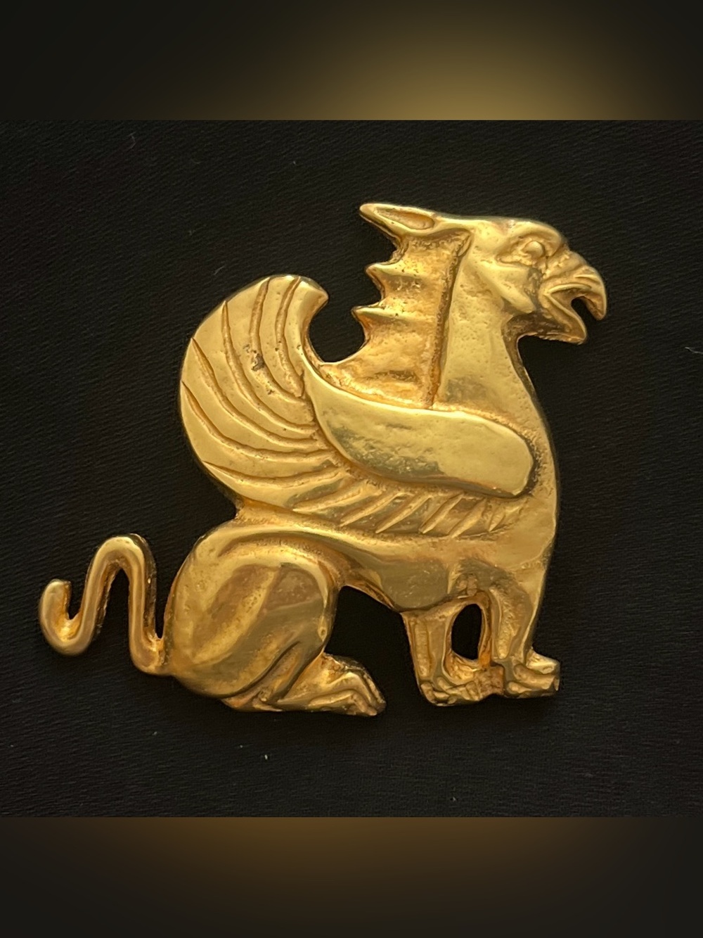 Vintage MMA Metropolitan Museum of Art Griffin Pin / Pendant / Brooch - Picture 1 of 7